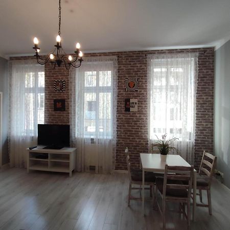 שצ'צ'ין Kghn Apartments Tkacka מראה חיצוני תמונה