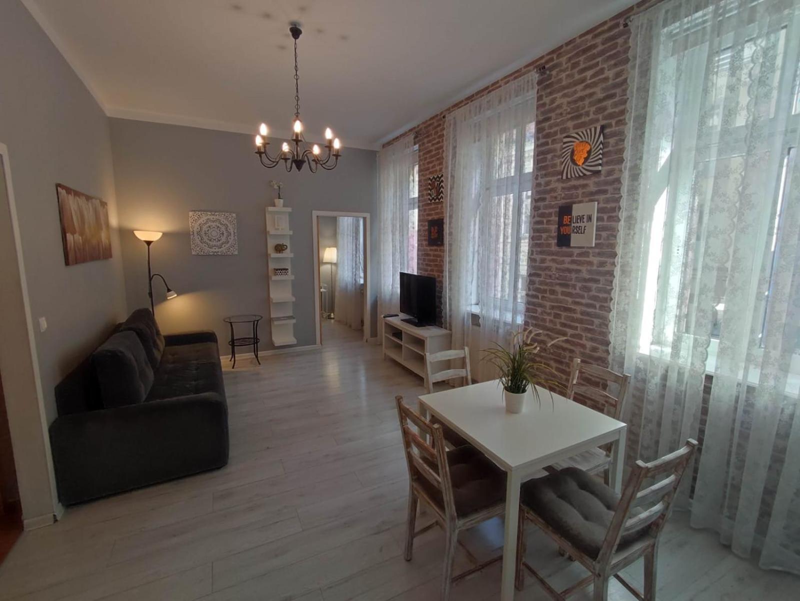 שצ'צ'ין Kghn Apartments Tkacka מראה חיצוני תמונה
