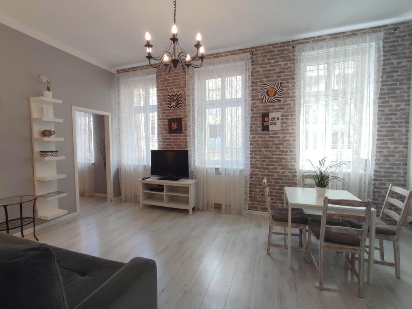 שצ'צ'ין Kghn Apartments Tkacka מראה חיצוני תמונה